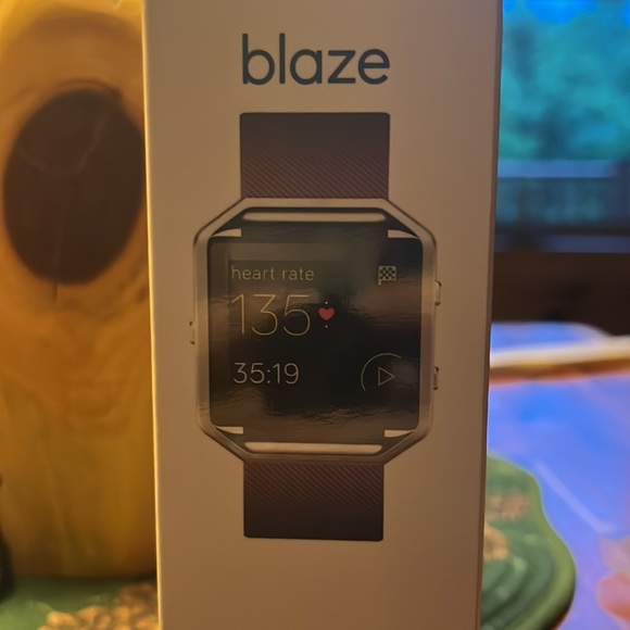 Fitbit blaze - good, used condition, two straps - Picture 10 of 11